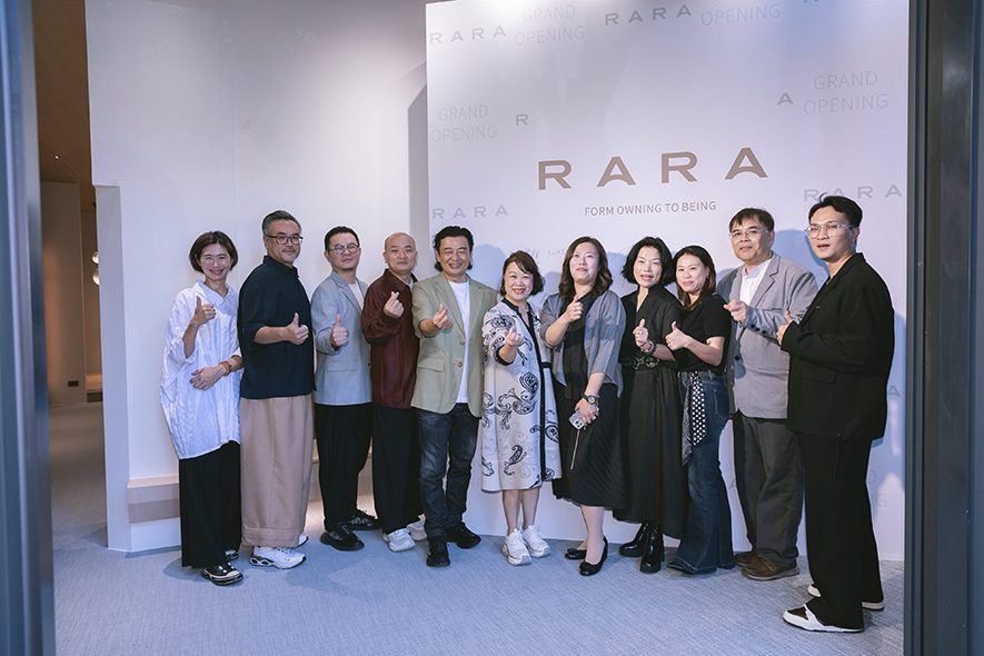 一眾設計師於RARA TAIWAN旗艦店的開幕合影